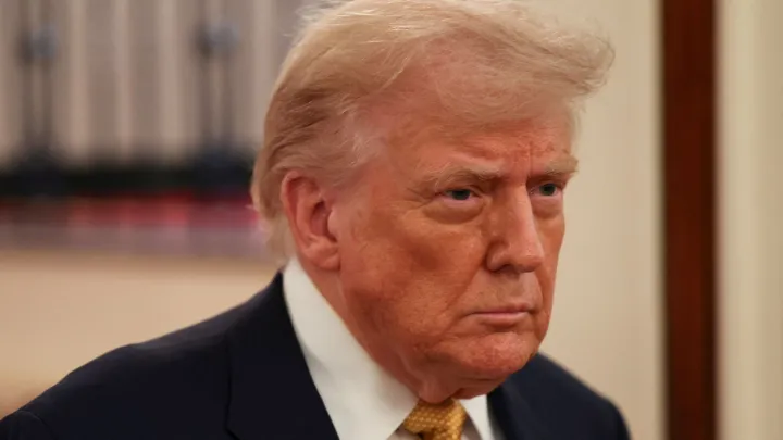 Трамп «Coca-Cola» компаниясы АҚШ-тағы сусындарында қамыс қанты қолданатынын мәлімдеді