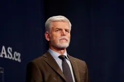 Чехия приравняла коммунизм к нацизму