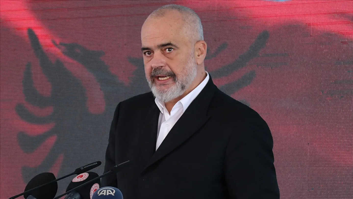 Rama: Në të ardhmen, qeveria mund të udhëhiqet nga inteligjenca artificiale