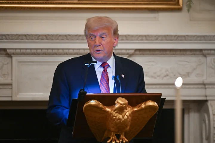 Trump: " Abbattuti 5 aerei militari durante l’escalation di tensioni tra India e Pakistan