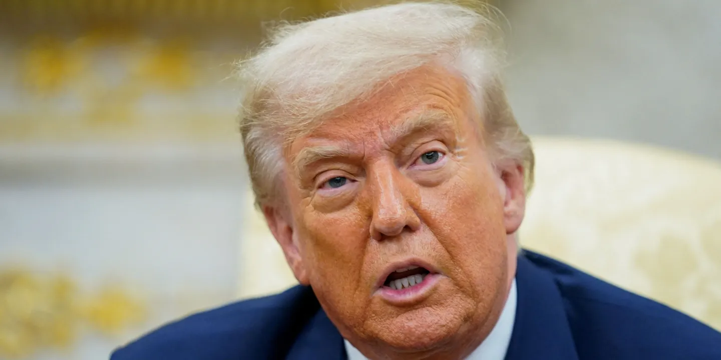 Trump ameaça processar o WSJ por causa da carta bombástica sobre Epstein