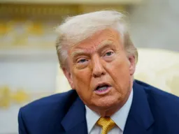 Trump ameaça processar o WSJ por causa da carta bombástica sobre Epstein