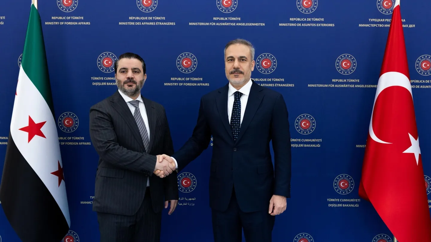 فيدان يبحث مع الشيباني تطورات الوضع في جنوب سوريا ويرفض التدخل الإسرائيلي