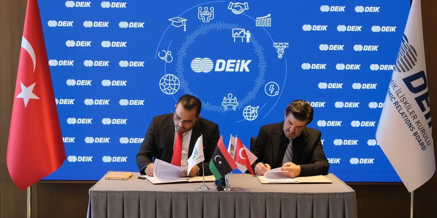 A Türkiye e a Líbia assinam um acordo sobre minas, energia e infra-estruturas
