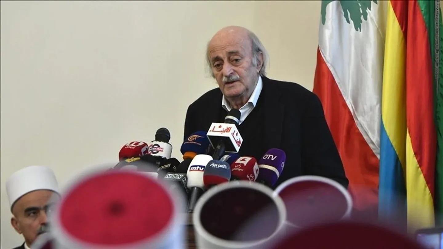 جنبلاط يدعو لوقف إطلاق النار في السويداء.. وشيخ عقل دروز لبنان: طلب الحماية الإسرائيلية يضرب تاريخنا