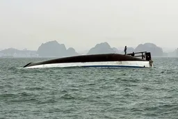 Death toll climbs to 34 from capsizing of Vietnamese tourist boat