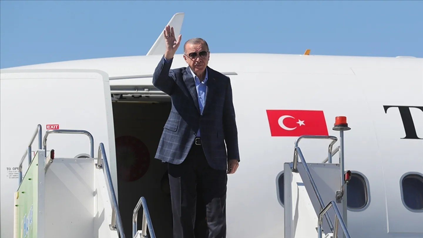 الرئيس أردوغان يزور جمهورية شمال قبرص التركية للمشاركة في احتفالات "يوم السلام والحرية"