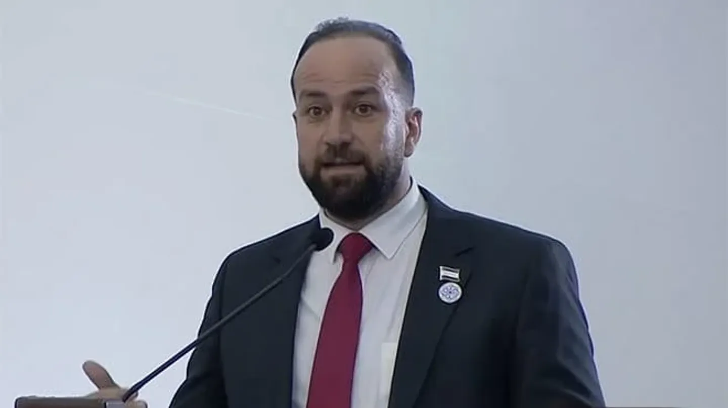 وزير الإعلام السوري: نتفهّم خصوصية كل منطقة.. لكن يجب أن يبقى السلاح بيد الدولة