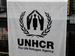 ONU adverte que milhões de refugiados enfrentam a perda de ajuda devido a cortes no financiamento