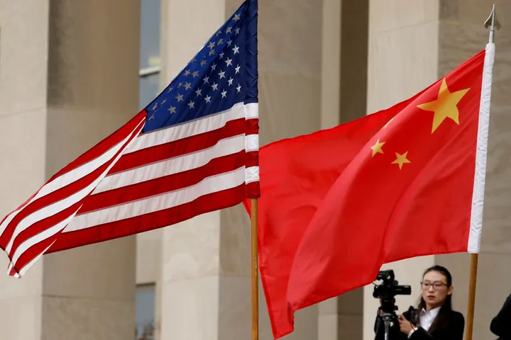美国指控两名中国公民从事间谍和军事渗透活动