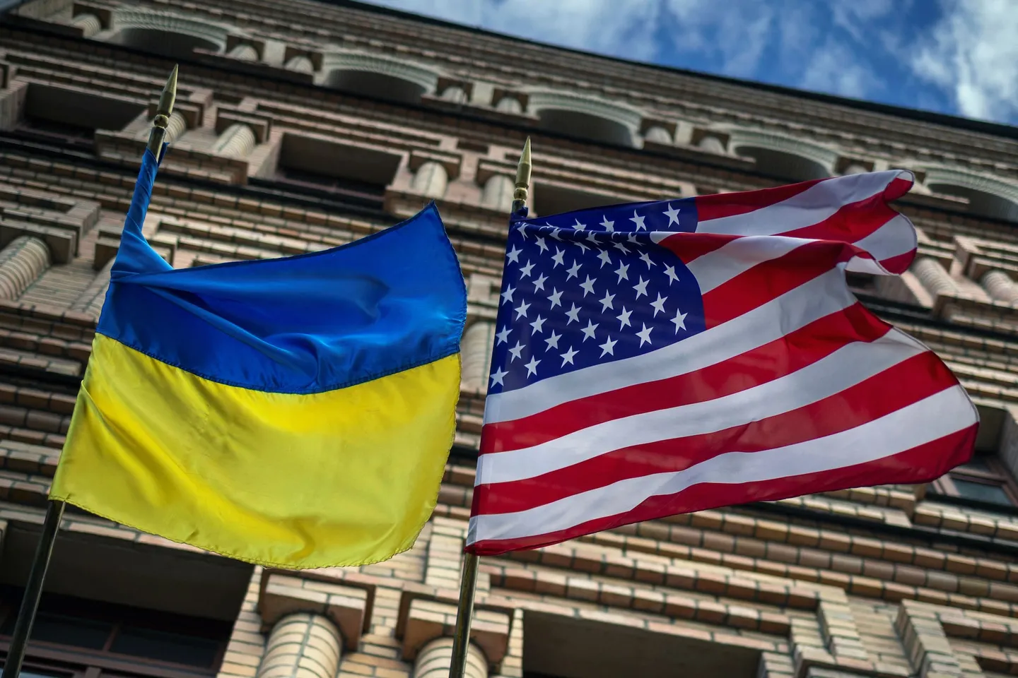Украина вызвала дипломатов США на ковер