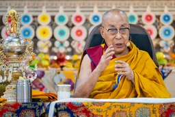 How Dalai Lama's successor is chosen?