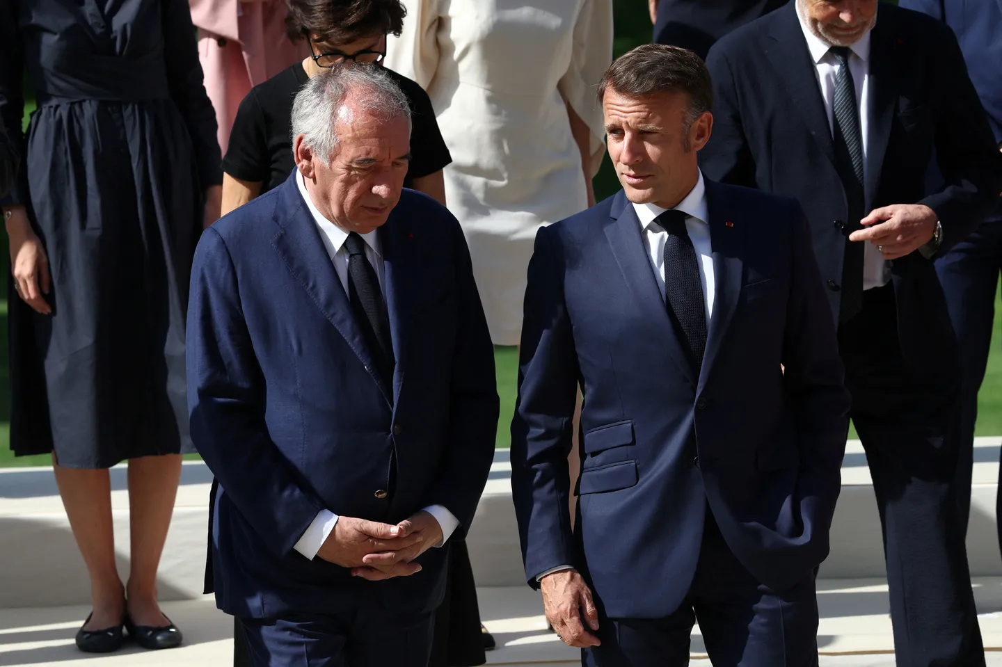 La popularité d'Emmanuel Macron et François Bayrou au plus bas, selon un sondage Ifop