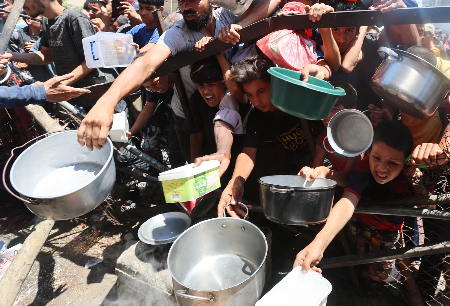 Em Gaza, a fome rouba permanentemente o sono e a esperança