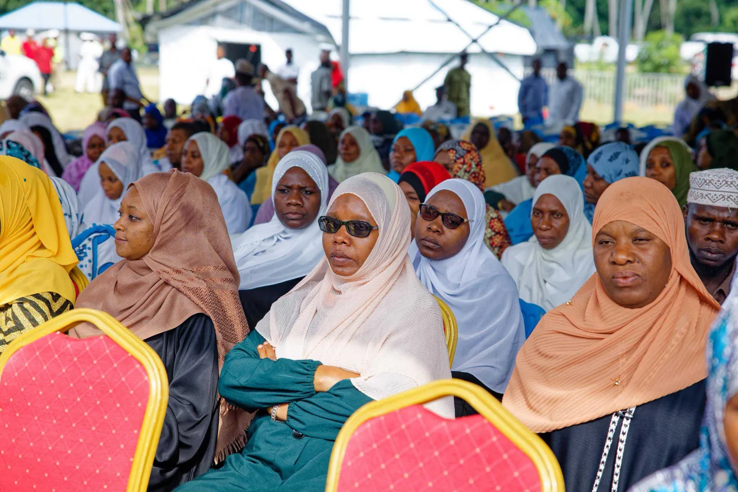 Rais wa Zanzibar apongeza mchango wa kambi za matibabu