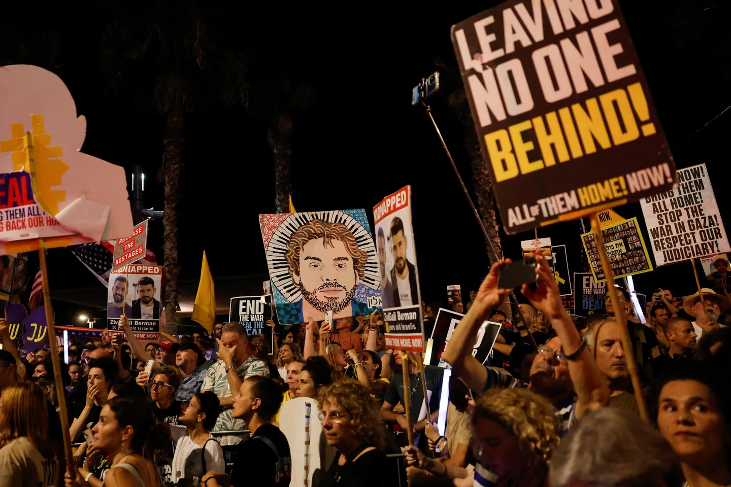 Israeli minister calls for 'decisive battle' in Gaza despite risk to hostages