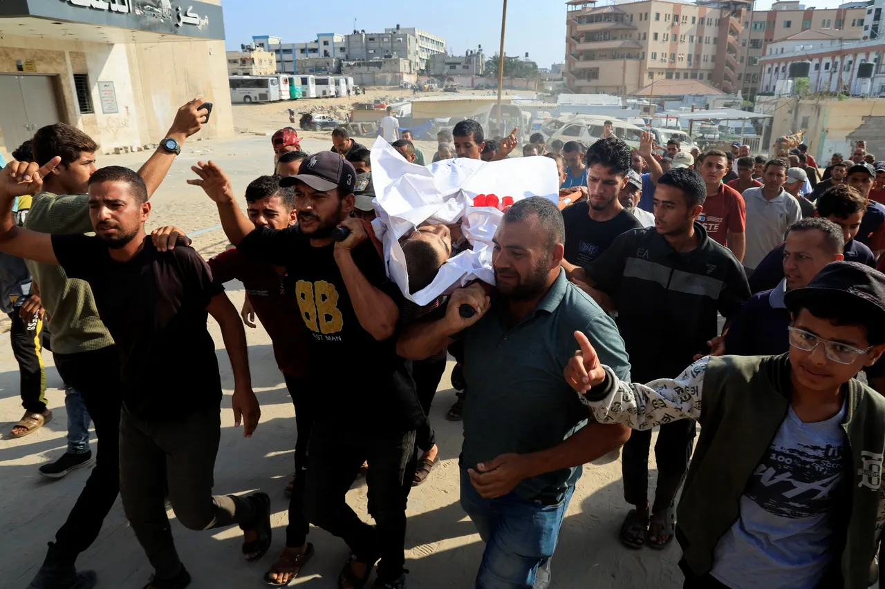 Девет Палестинци загинаа во Газа во новите израелски напади