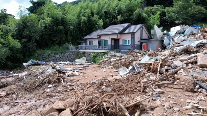 Overstromingen in Zuid-Korea: Lee verklaart zwaarst getroffen gebieden tot rampgebieden