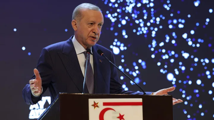 Erdogan: "Décadas de injustiça têm de acabar, a solução de dois Estados é a única via para Chipre"