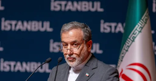 عراقچی: ایران از برنامه غنی‌سازی اورانیوم عقب‌نشینی نخواهد کرد