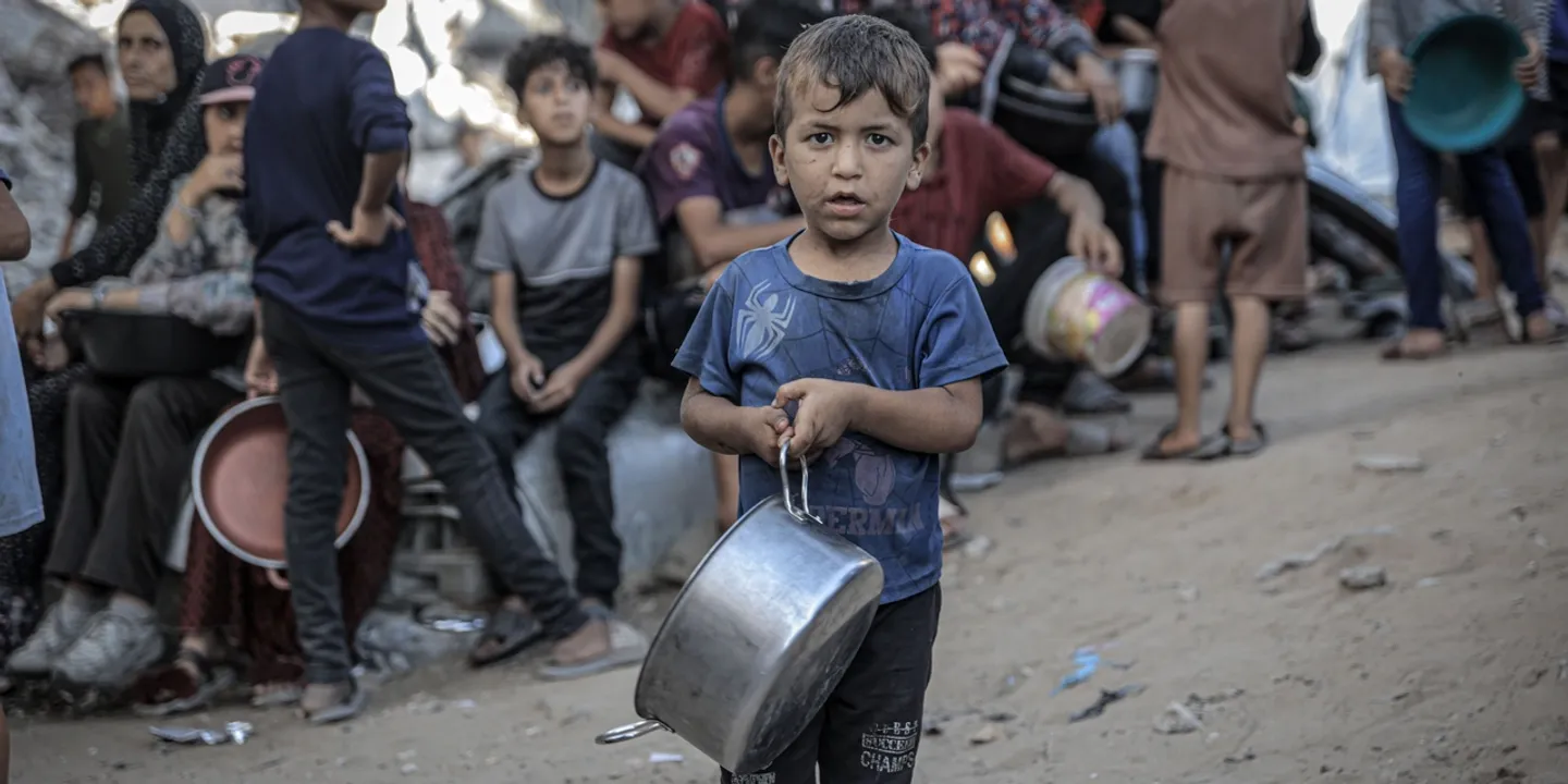 'Basta!': UNICEF emite advertência severa sobre a fome em Gaza devido ao bloqueio de Israel