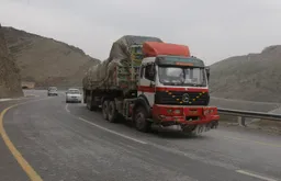 Afghanistan, Pakistan sign preferential trade deal