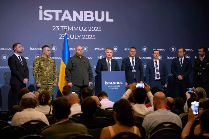 La Russie prête à reprendre les pourparlers d'Istanbul avec l'Ukraine