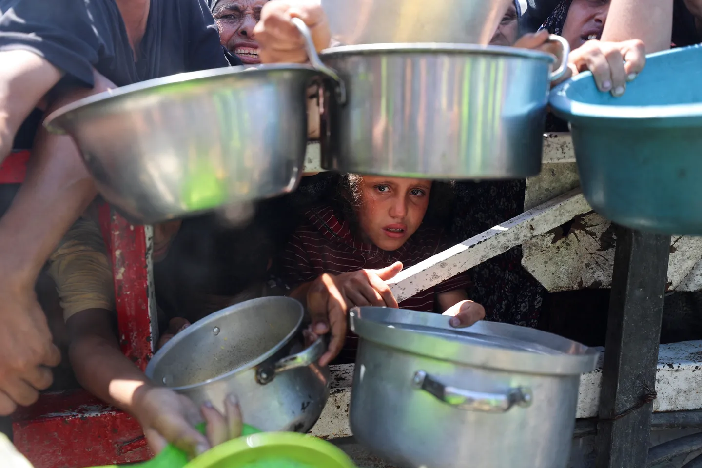 Britania dhe Jordania koordinojnë hedhjen ajrore të ndihmave për Gazën