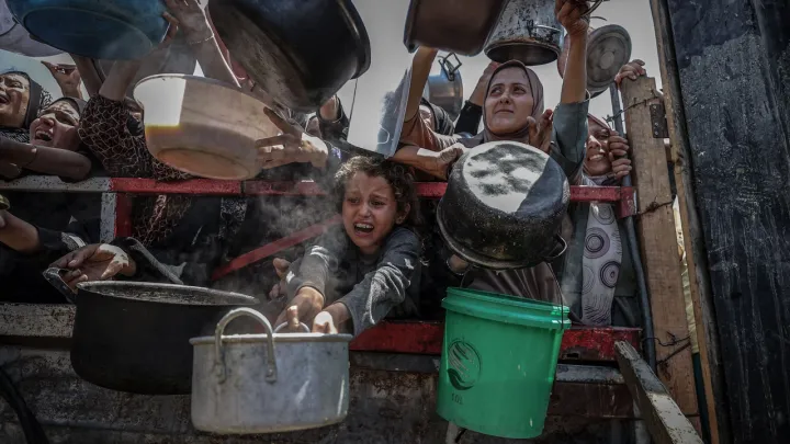 در ۲۴ ساعت گذشته ۱۵ نفر در غزه بر اثر سوءتغذیه جان باخته‌اند