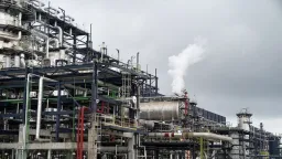 Nigeria's Dangote refinery expected to undertake 40-day maintenance at petrol plant
