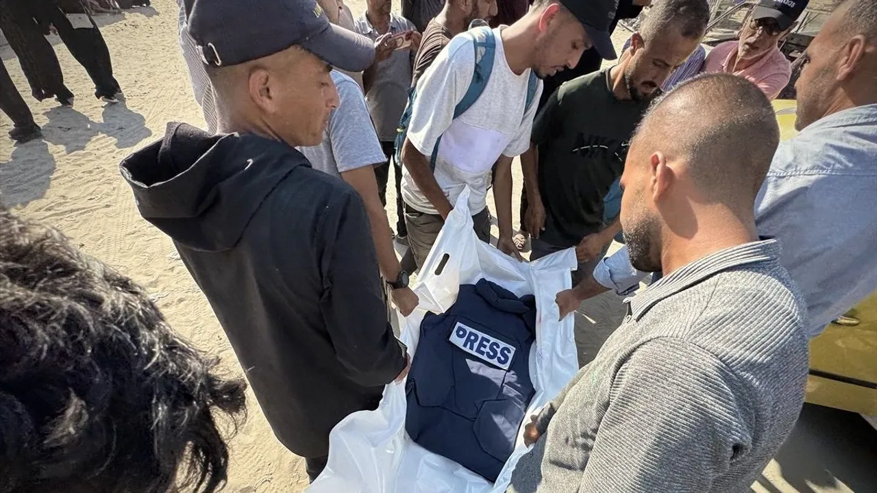 Ministro dos Negócios Estrangeiros francês pede acesso da imprensa estrangeira a Gaza