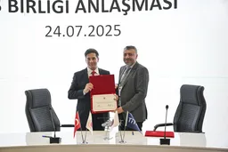 Kompania turke e mbrojtjes nënshkruan marrëveshje për transformimin e helikopterëve pa pilot
