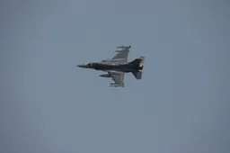 Thailand labur AS$600 juta untuk jet Gripen Sweden, tinggalkan F-16 AS