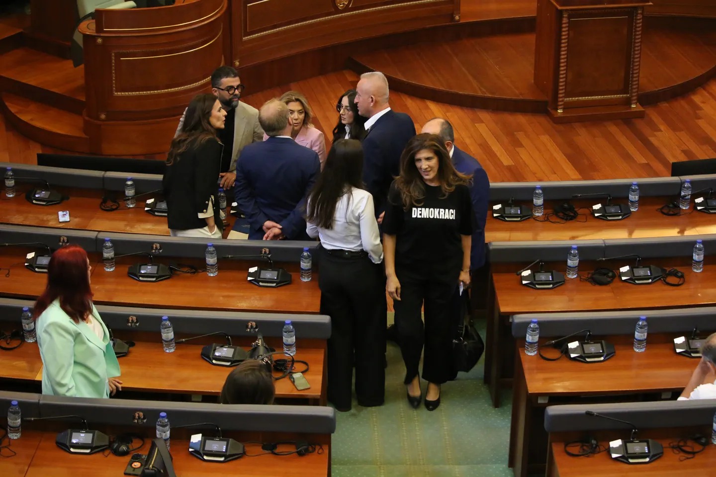 Dështon sërish konstituimi i Kuvendit të Kosovës, nesër përpjekja e fundit brenda afatit
