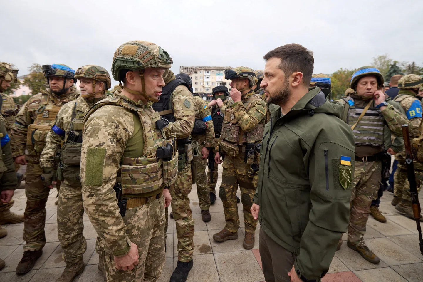 Украина ищет средства на зарплаты военным