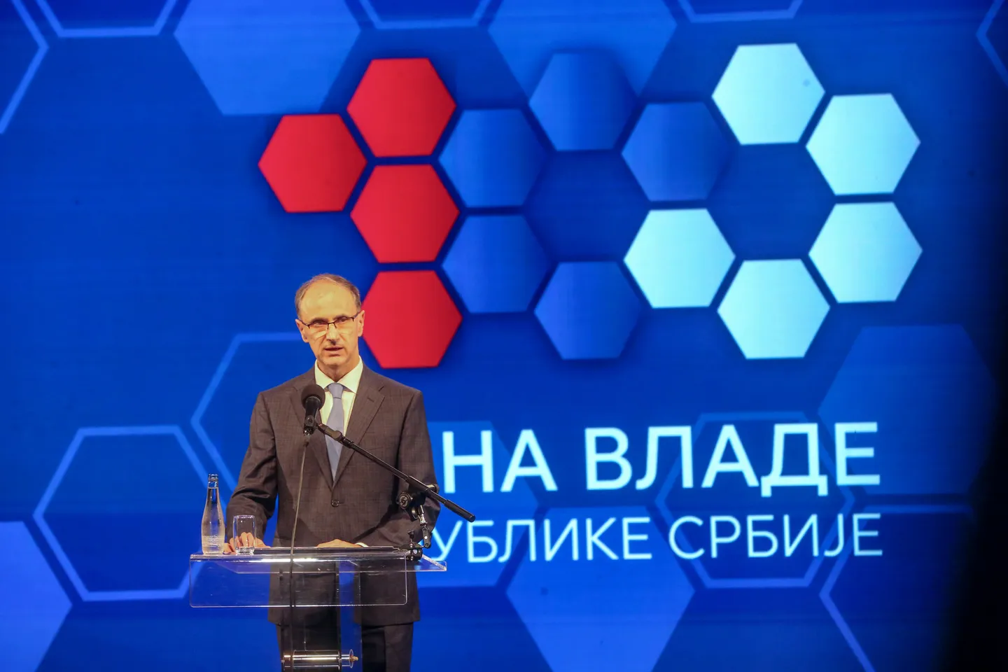 Macut: Dok sam ja premijer, Srbija neće uvesti sankcije Rusiji