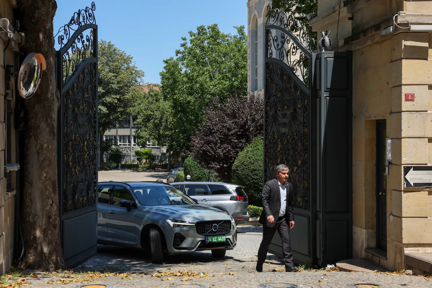Irani dhe Europa mbyllin raundin e dytë të bisedimeve bërthamore në Istanbul