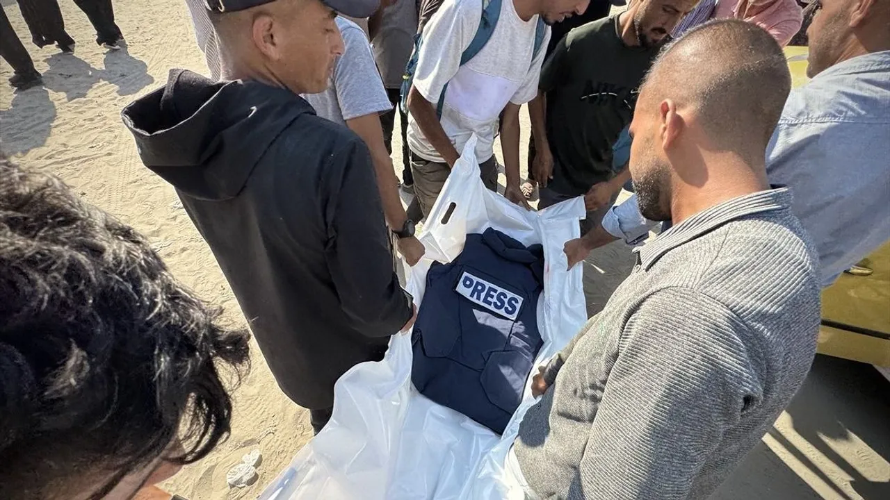 O número de jornalistas mortos em Gaza aumenta para 232