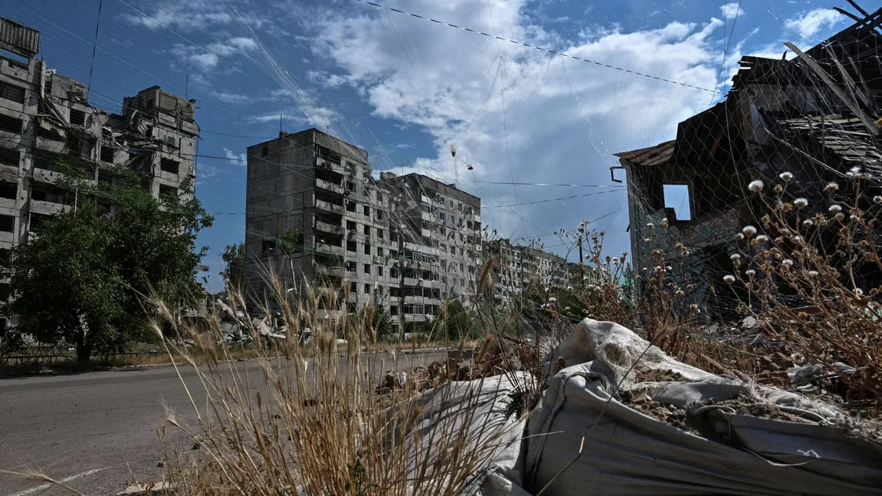 Ucrânia enfrenta ataques ferozes da Rússia, diz Zelenskyy