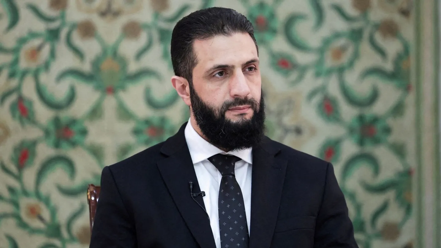 الشرع يتسلّم النسخة النهائية من النظام الانتخابي المؤقت لمجلس الشعب
