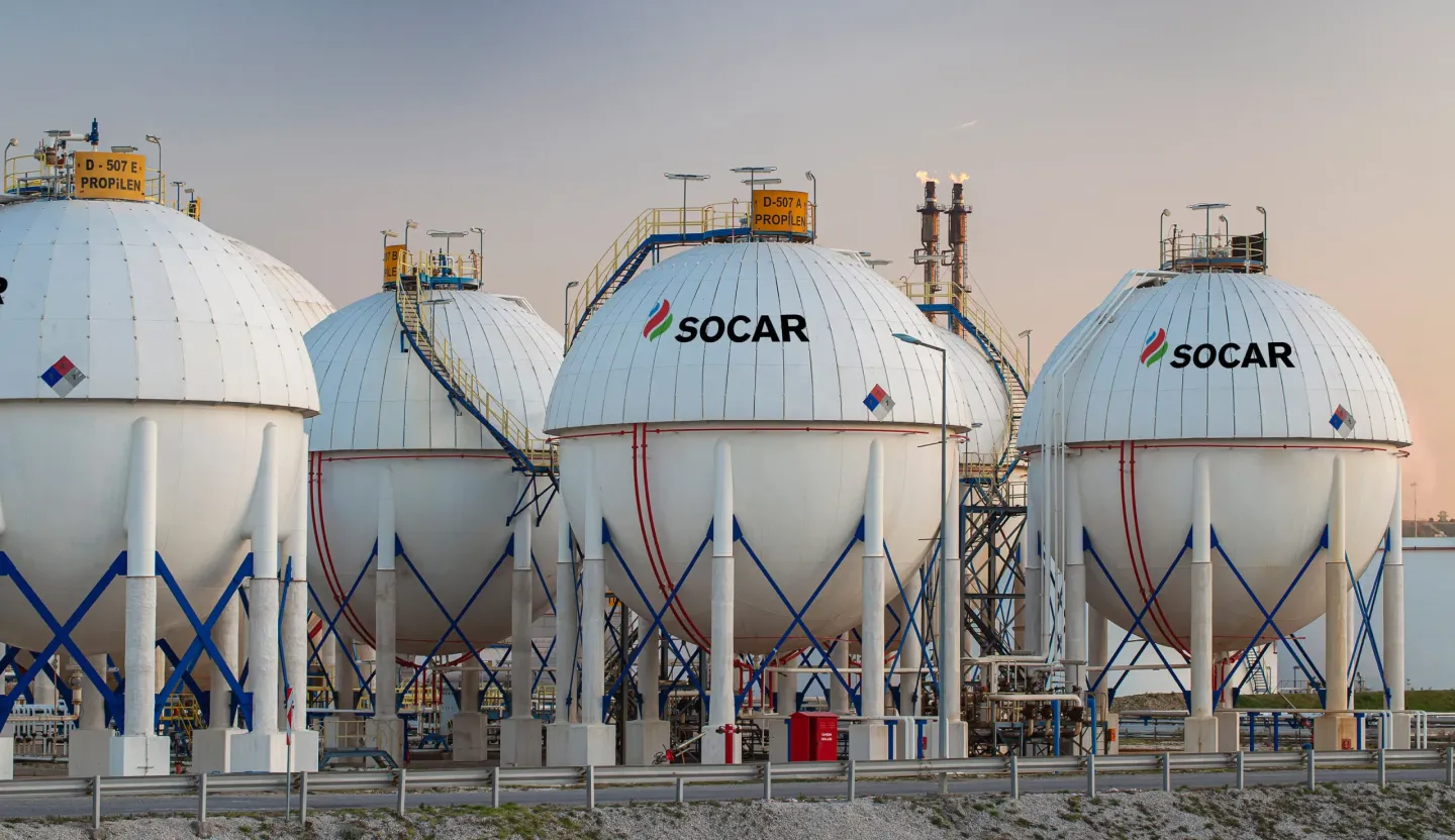 Украина получила первую партию газа из Азербайджана