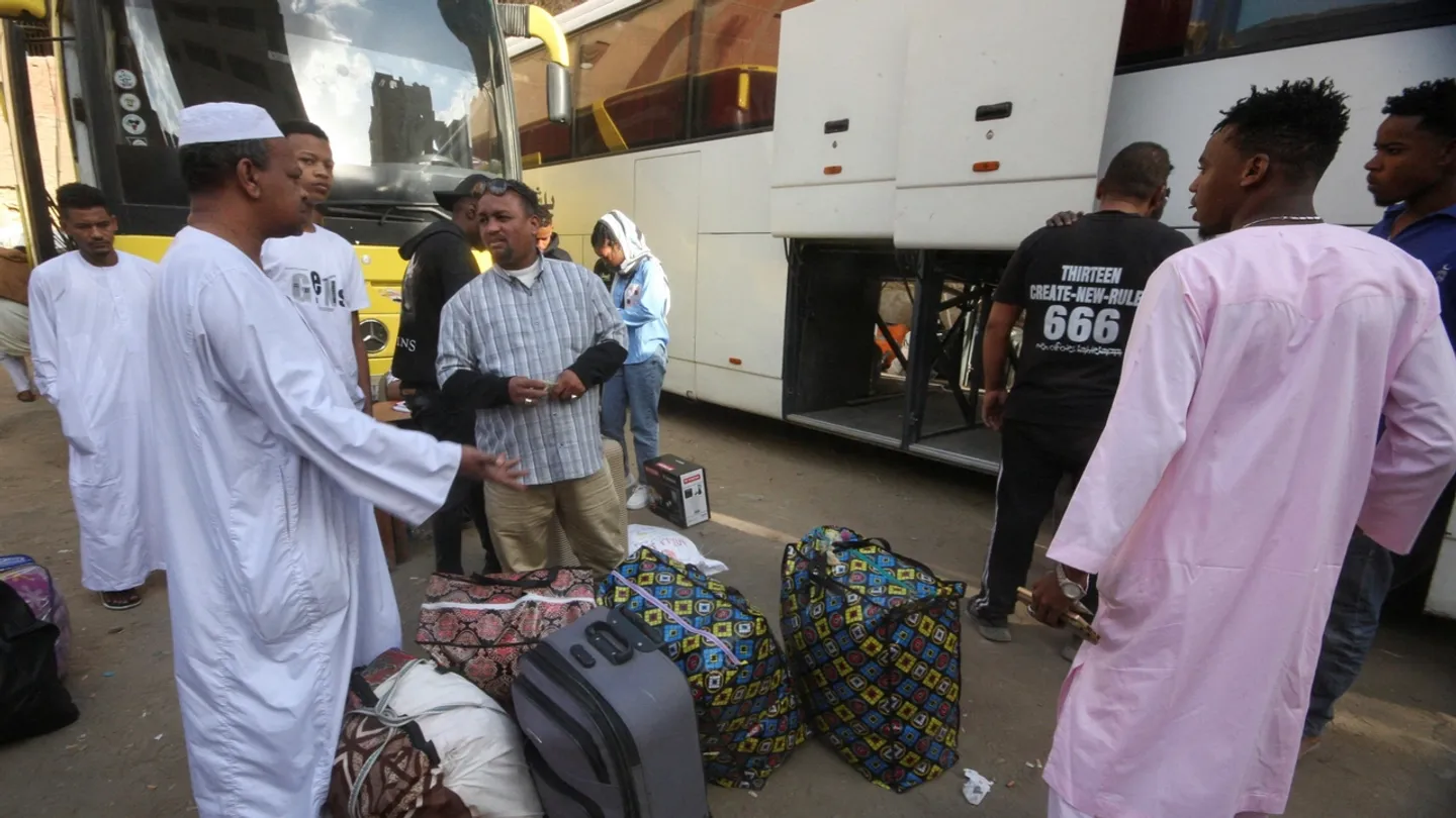 Displaced Sudanese return home from Egypt after army retakes Khartoum