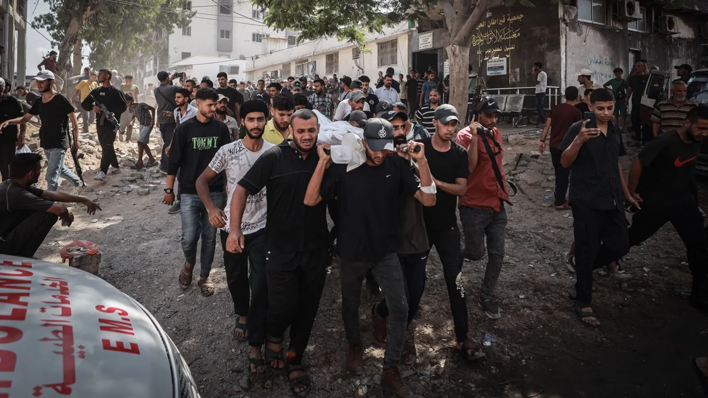 شهداء الإبادة في غزة يتجاوزون 60 ألفاً.. و"الأغذية العالمي" يحذّر من مجاعة وشيكة