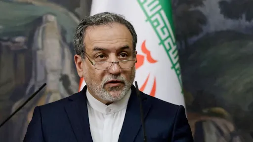 بعد تصريحات ترمب.. إيران تحذّر من رد "أقوى" على أي هجوم أمريكي أو إسرائيلي جديد