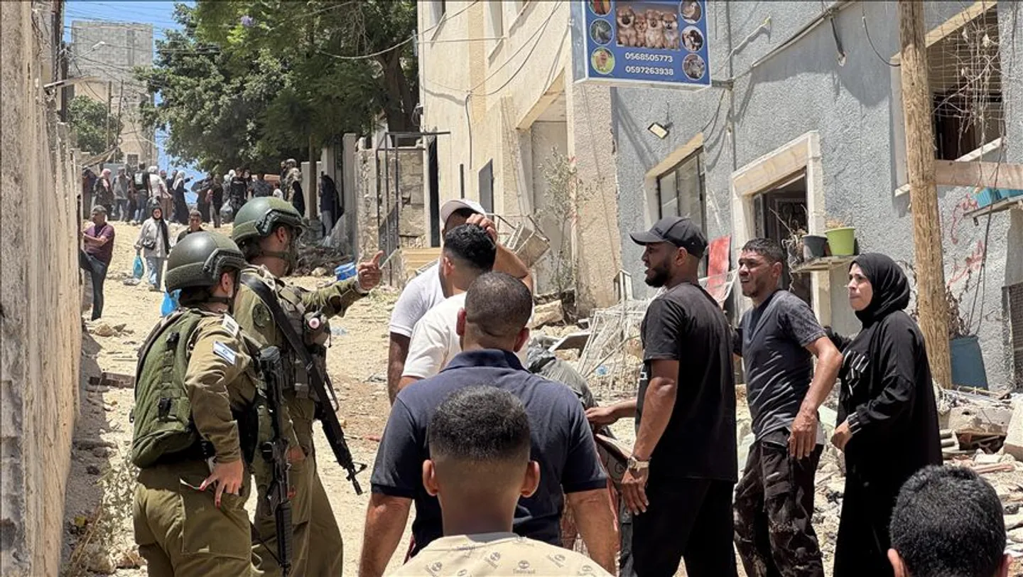 Izraeli arreston 30 palestinezë në Bregun Perëndimor, përfshirë edhe nxënës