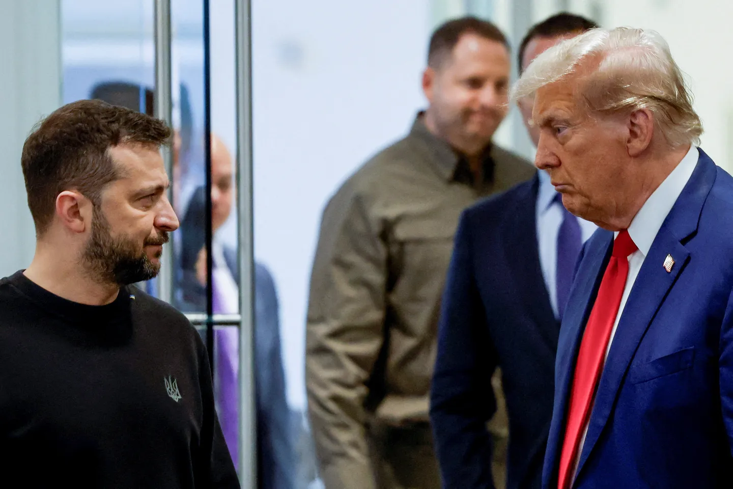 Уговорит ли Зеленский Трампа разблокировать поставки?