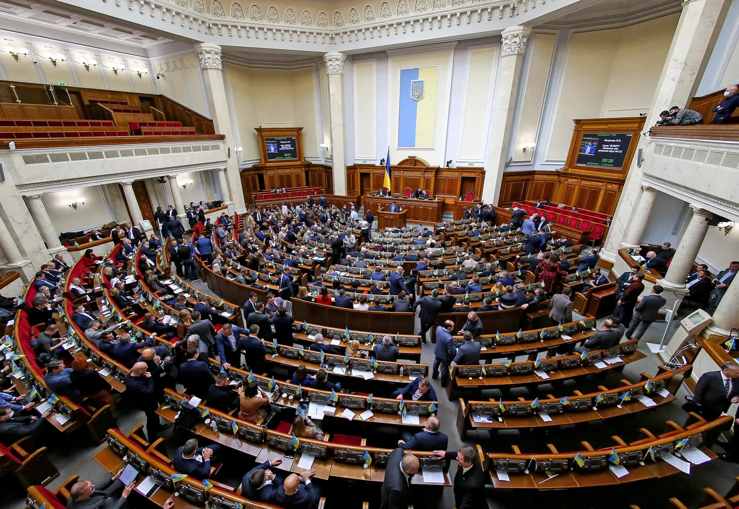 Рада вернула независимость антикоррупционным органам
