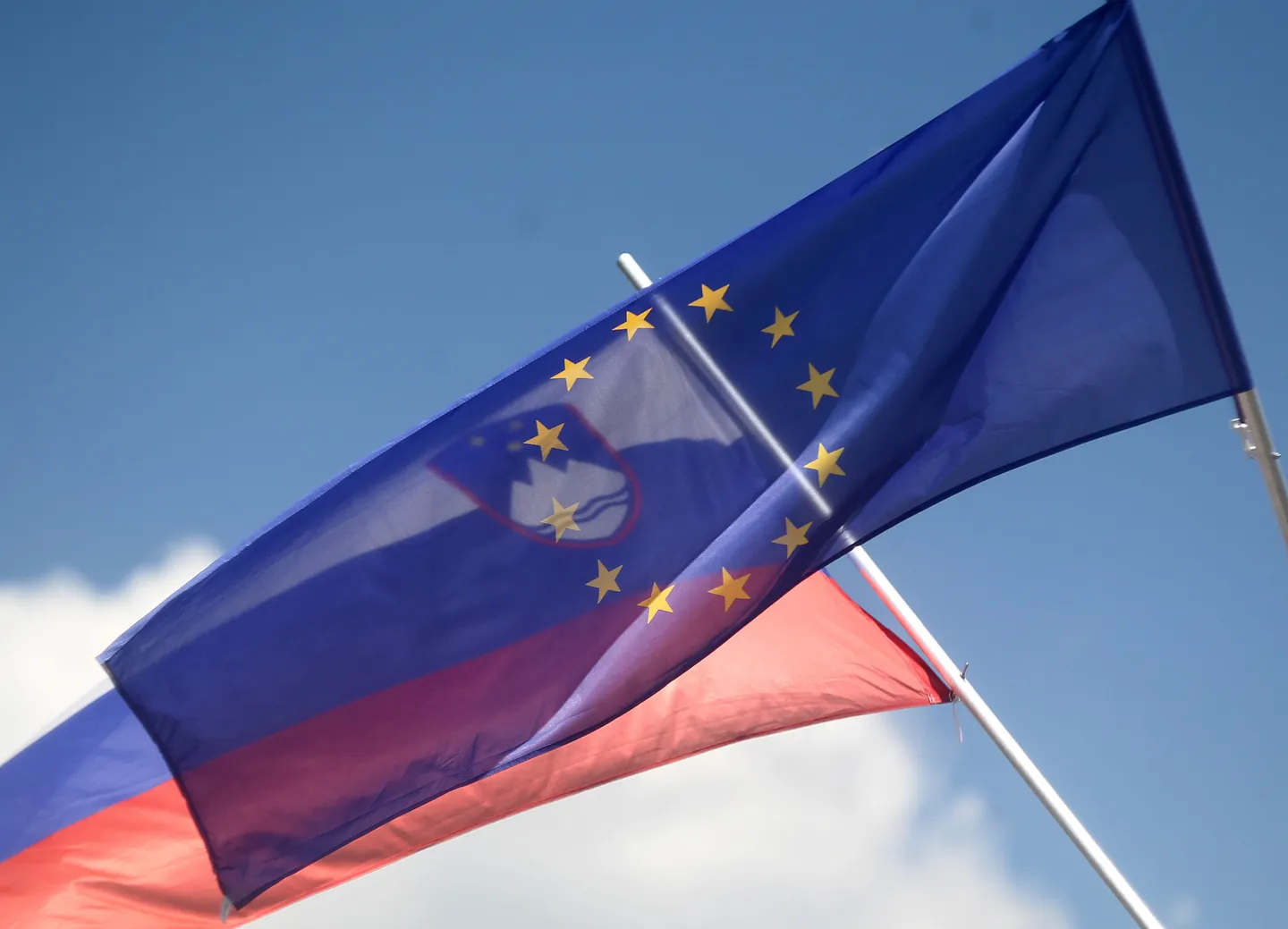 Slovenija prva u Evropi zabranila uvoz, izvoz i tranzit oružja u i iz Izraela