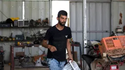 Colono israelita acusado de assassinar palestiniano que recebeu Óscar fica em prisão domiciliária