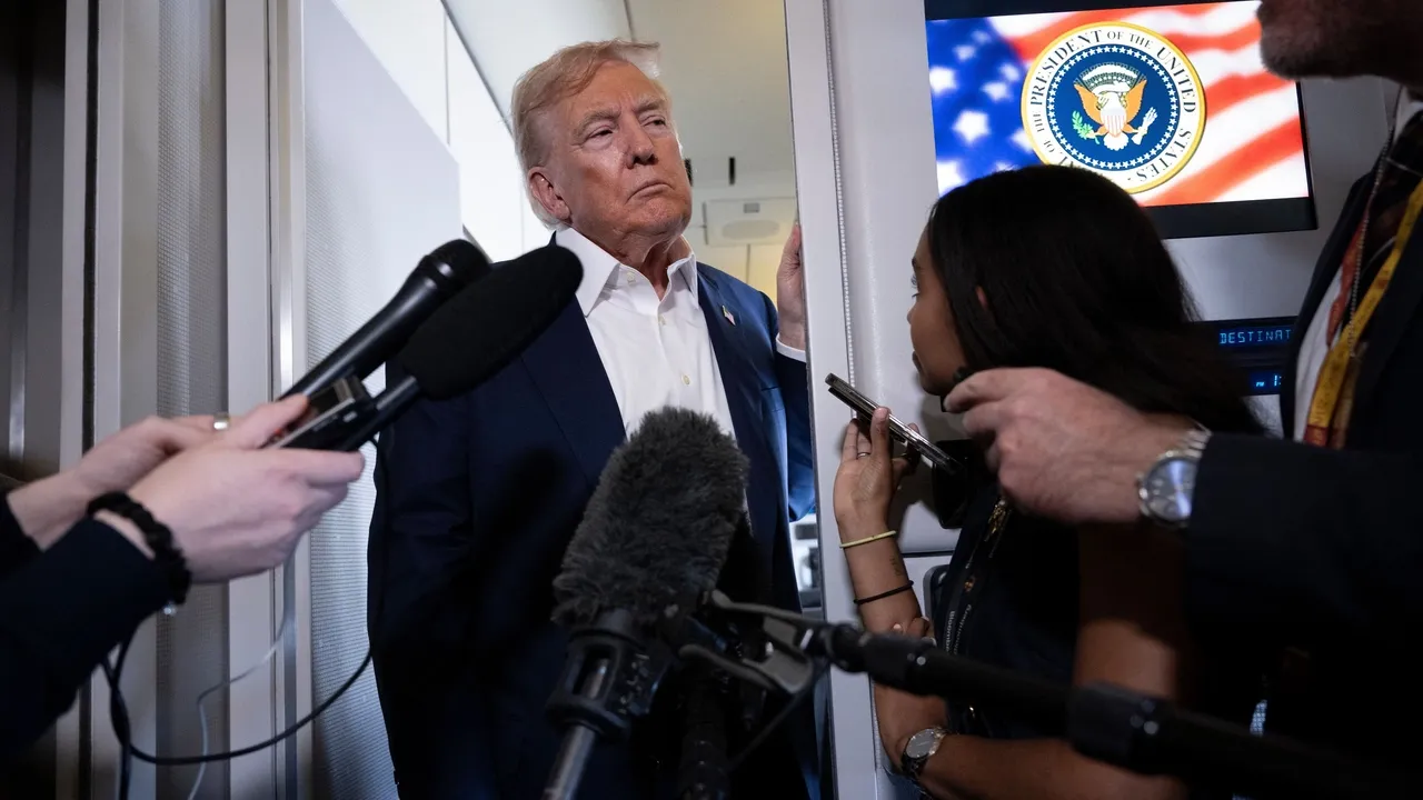 Trump critica relações da Índia-Rússia e anuncia nova tarifa sobre importações da Índia